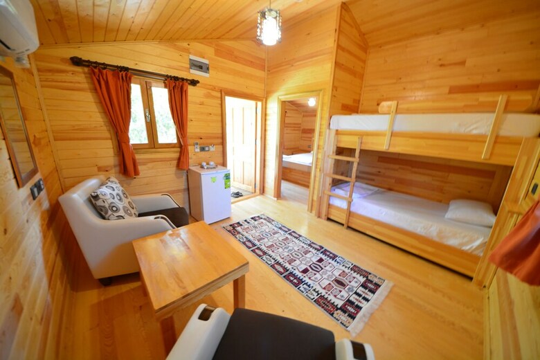 Lemon Garden Lodge
