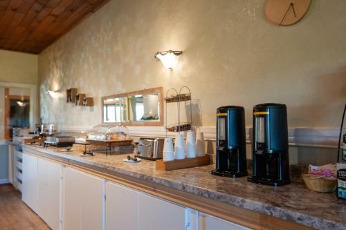 Hotel Dutch Inn