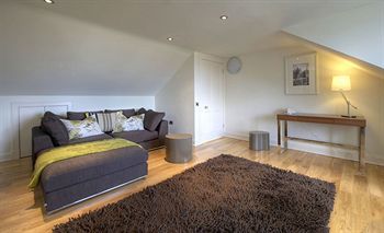 Clarendon Luxury Apartments