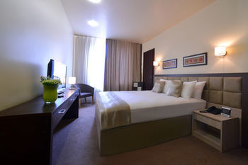 Hotel Minotel Barsam Suites