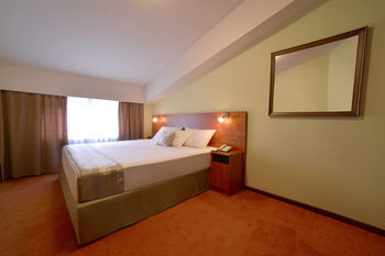Hotel Minotel Barsam Suites