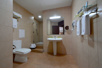 Hotel Minotel Barsam Suites