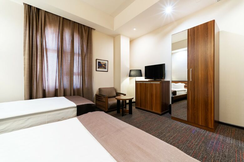 Bass Boutique Hotel