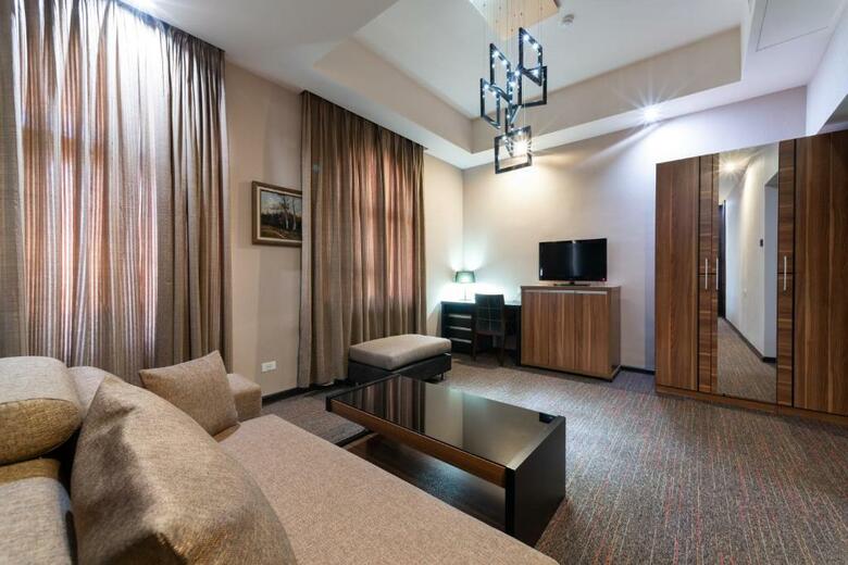 Bass Boutique Hotel