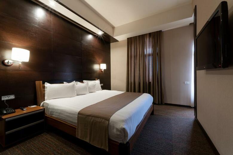 Bass Boutique Hotel