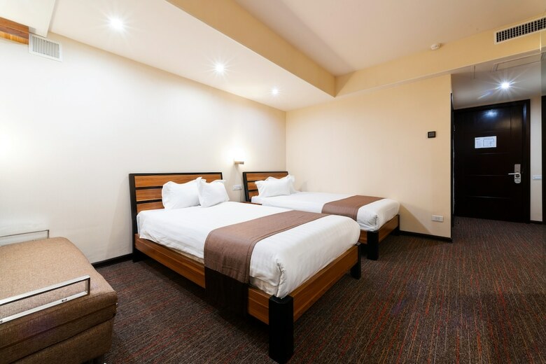 Bass Boutique Hotel