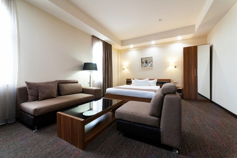 Bass Boutique Hotel