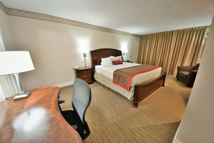 Hotel Ramada Conference Center Jacks
