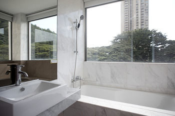 Hotel Re