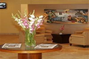 Hotel Howard Johnson Plaza