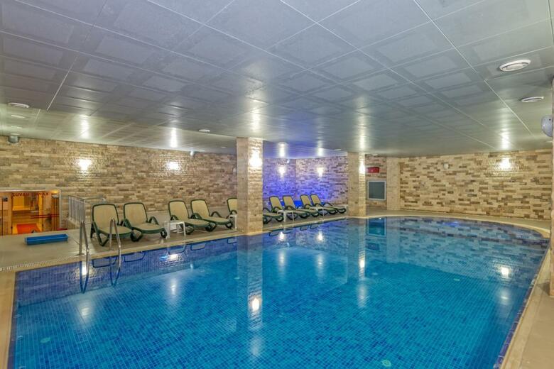 Hotel Adonis