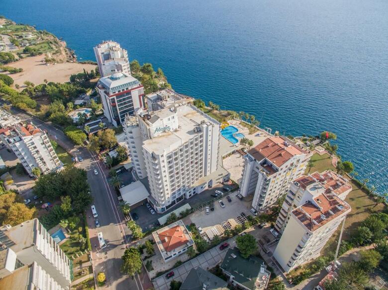 Hotel Adonis