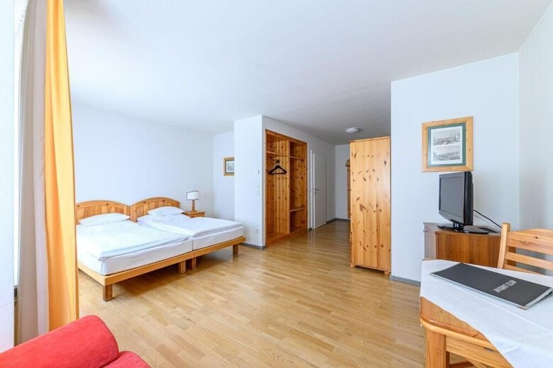 Hotel Caroline