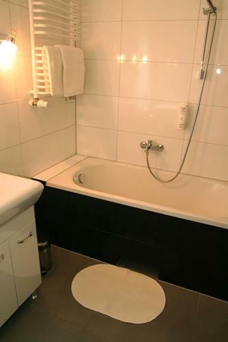 Cracow Stay Apartments