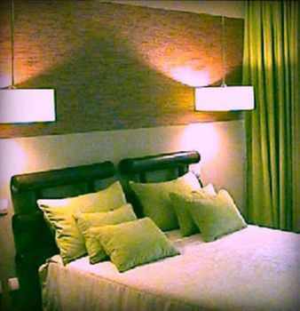 Hotel Stay In Obidos