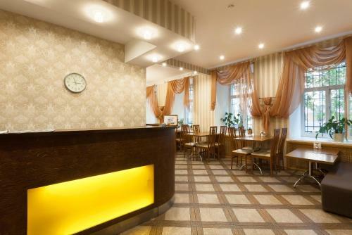 Hotel By The Hermitage