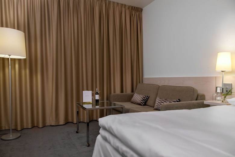 Hotel Riverton