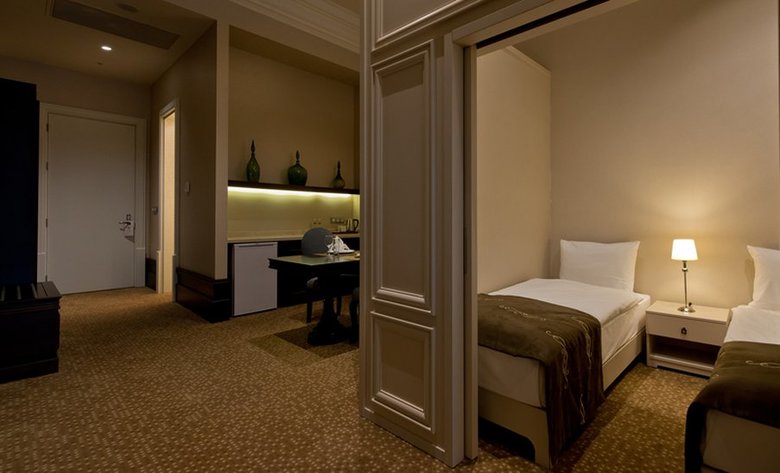 Vialand Palace Hotel