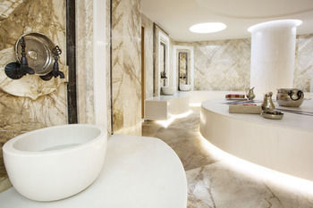 Veyron Hotels