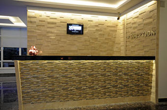 Blue Palace Hotel & Family