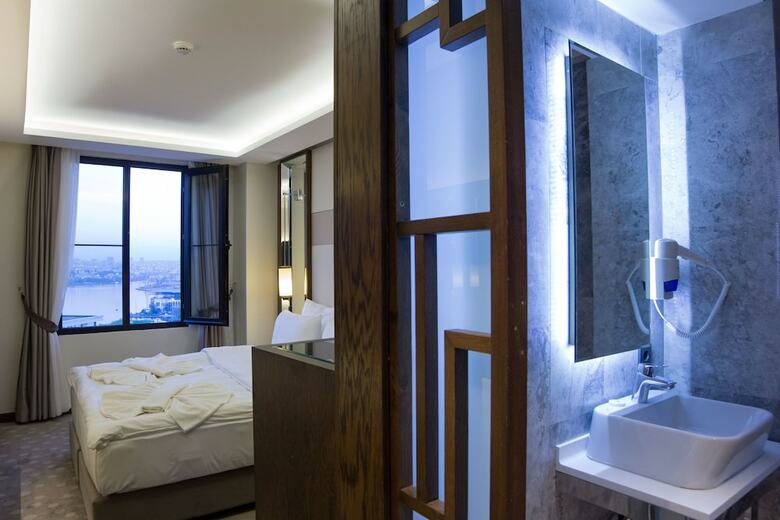 The Biancho Hotel Pera