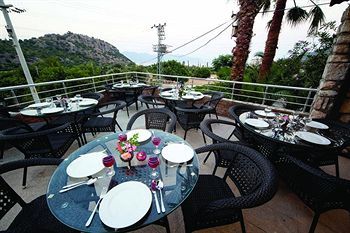 Zeus Kumlub�k Hotel
