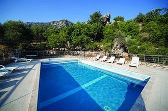 Zeus Kumlub�k Hotel
