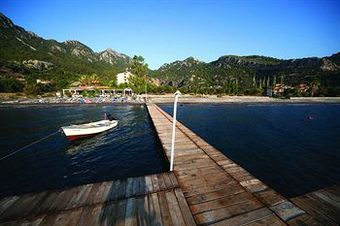 Zeus Kumlub�k Hotel
