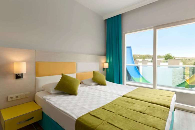 Hotel Ramada Resort Side