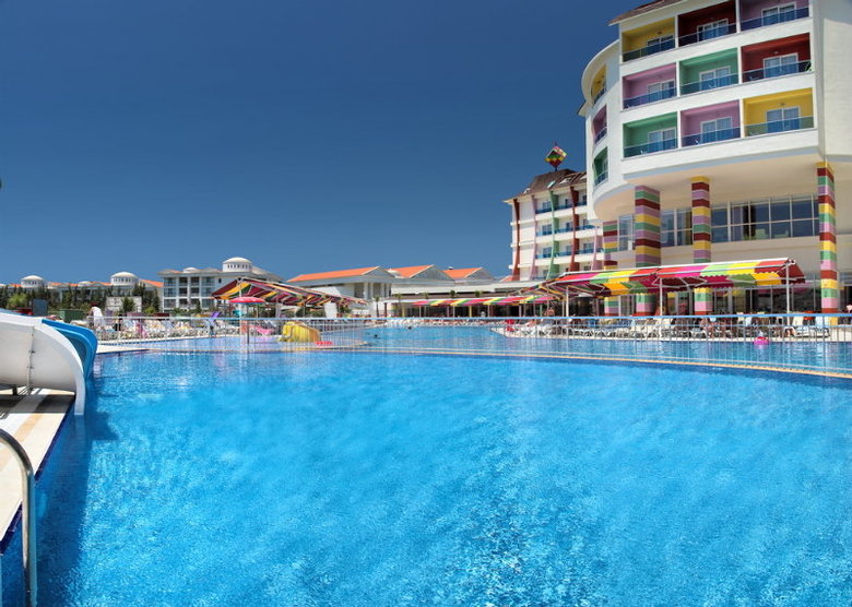 Hotel Ramada Resort Side