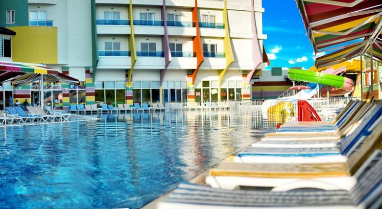 Hotel Ramada Resort Side