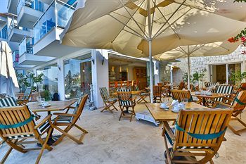 Aparthotel Saylam Suites