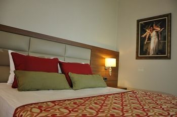 Grand Asya Hotel