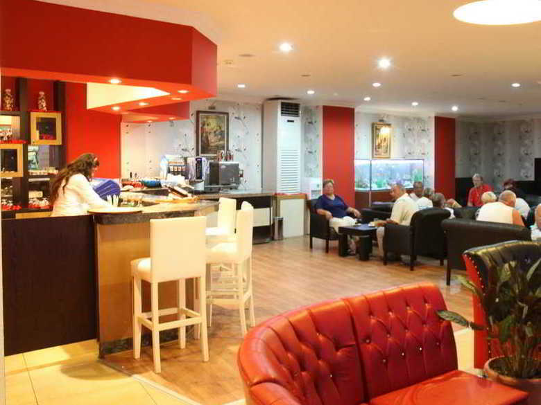 Arma's Beach Hotel