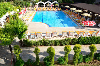 Aparthotel Natur Garden Hotel