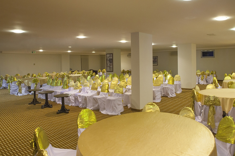 Diamond Beach Hotel