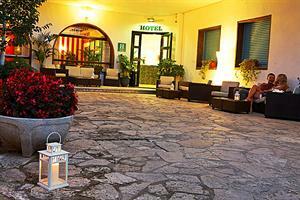 Hotel Bell Repos