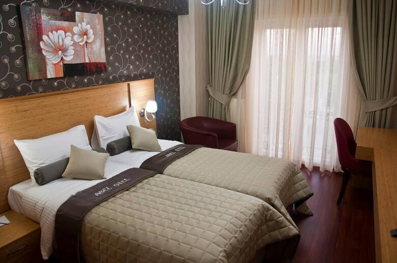 Abel Hotel