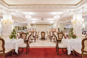 Malachite Congress Hotel
