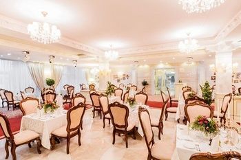 Malachite Congress Hotel