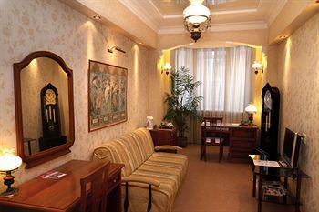 Bed & Breakfast Gloria Hotel - Chelyabinsk