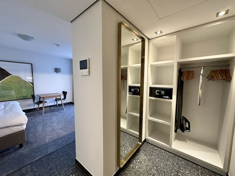 Avidon Art & Design Hotel