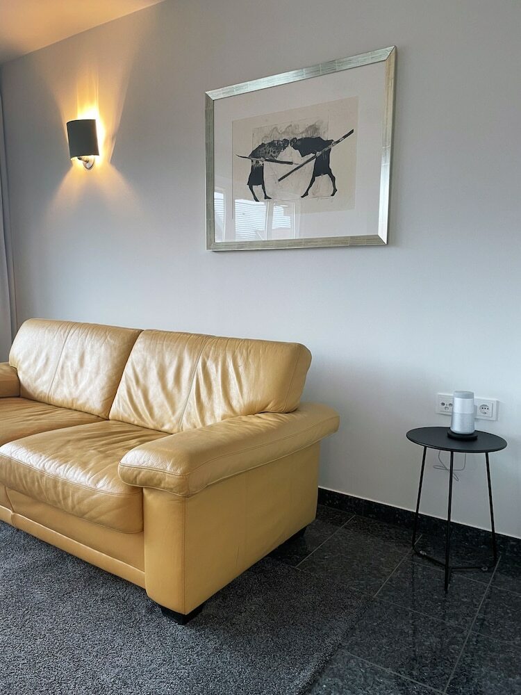 Avidon Art & Design Hotel