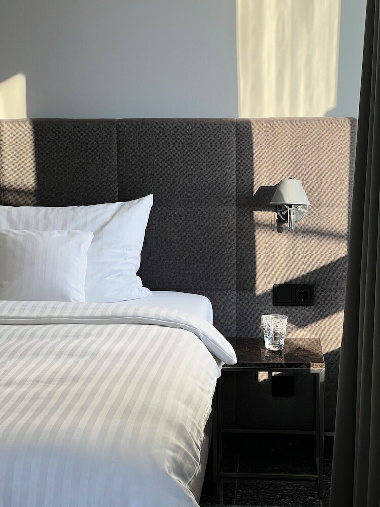 Avidon Art & Design Hotel