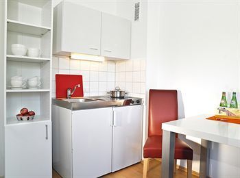 Frederics Serviced Apartments Smart Dantestrasse