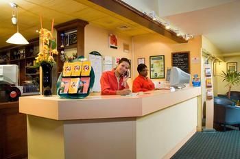 Ibis Melun Hotel