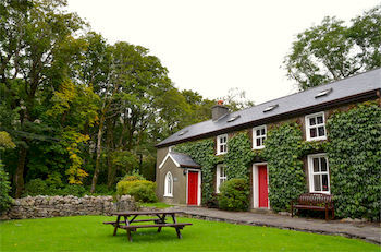 Delphi Lodge Hotel