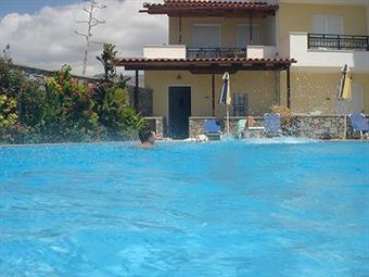 Hotel Sarikampos Beach