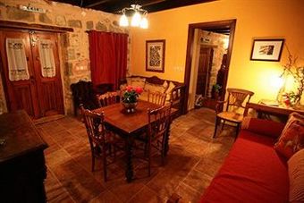 Villa Dorovinis Country Houses