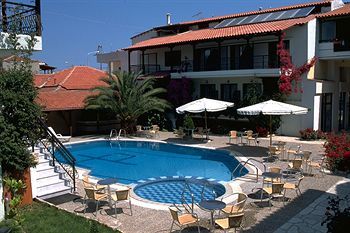 Pelli Hotel